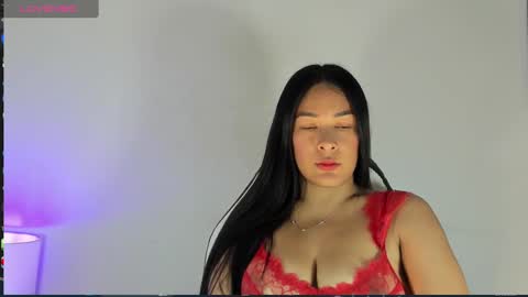 Snapshot of bella_hadid1_ chatting on February 28, 2025, 1:58 pm Laura online show from February 28, 2025, 1:58 pm