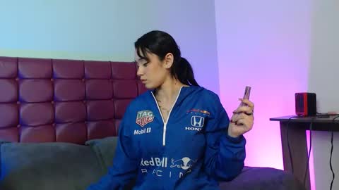 Valentina online show from January 14, 2026, 2:39 am