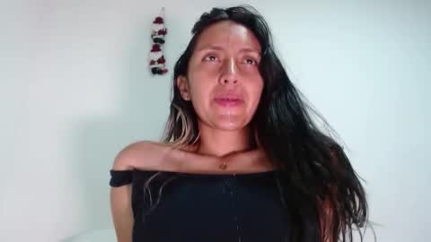 Snapshot of bella_marlowe chatting on December 19, 2025, 3:35 am Bella Marlowe online show from December 19, 2025, 3:35 am