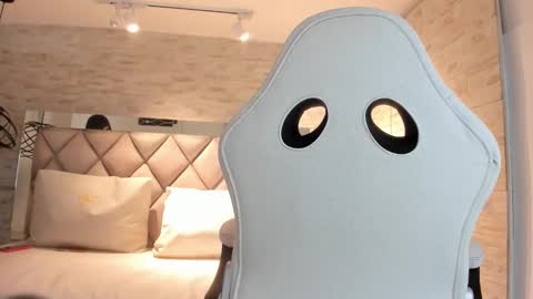 Snapshot of bella_novoa chatting on March 2, 2026, 5:08 am BELLA online show from March 2, 2026, 5:08 am