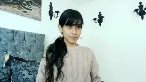 Snapshot of bella_poisonous chatting on February 6, 2026, 12:37 am Bella online show from February 6, 2026, 12:37 am