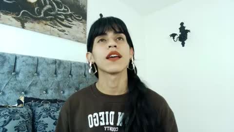 Snapshot of bella_poisonous chatting on February 20, 2026, 1:24 am Bella online show from February 20, 2026, 1:24 am