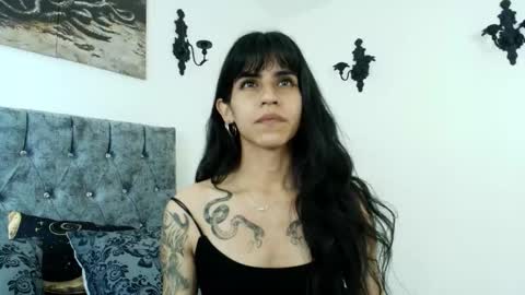 Snapshot of bella_poisonous chatting on February 23, 2026, 12:09 am Bella online show from February 23, 2026, 12:09 am
