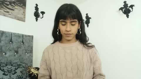 Snapshot of bella_poisonous chatting on March 22, 2026, 12:47 am Bella online show from March 22, 2026, 12:47 am