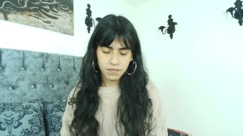Snapshot of bella_poisonous chatting on May 14, 2026, 1:12 am Bella online show from May 14, 2026, 1:12 am