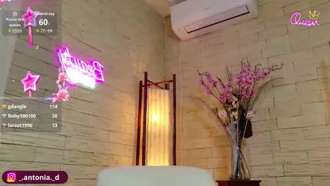 bella_posh online show from February 9, 2026, 7:56 am