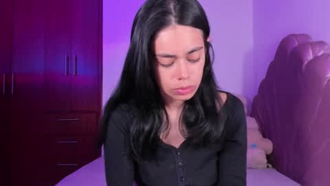 Snapshot of bella_sun_ chatting on October 9, 2025, 5:05 am Valeria Model Independent online show from October 9, 2025, 5:05 am