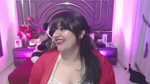 Snapshot of bella_taylor_a chatting on January 16, 2025, 12:12 am Bella Taylore online show from January 16, 2025, 12:12 am