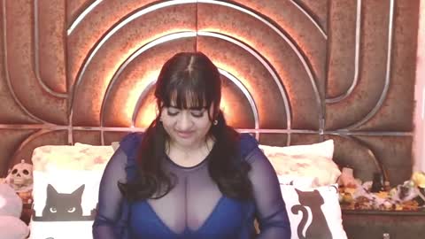 Snapshot of bella_taylor_a chatting on October 6, 2025, 1:14 am Bella Taylore online show from October 6, 2025, 1:14 am