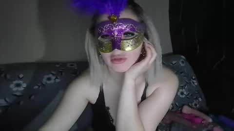 Tessy online show from May 16, 2026, 8:18 pm