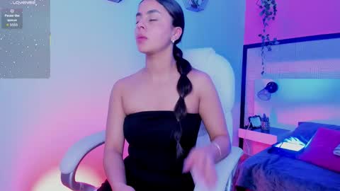 Snapshot of bella_walker_ chatting on February 5, 2026, 9:30 pm BELLA online show from February 5, 2026, 9:30 pm