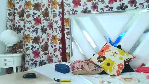 BELLA online show from November 29, 2025, 9:07 pm