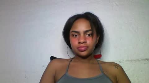 Snapshot of bellabeltra chatting on December 1, 2024, 8:53 pm Bella online show from December 1, 2024, 8:53 pm