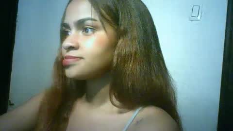 Snapshot of bellabeltra chatting on December 12, 2024, 1:10 am Bella online show from December 12, 2024, 1:10 am