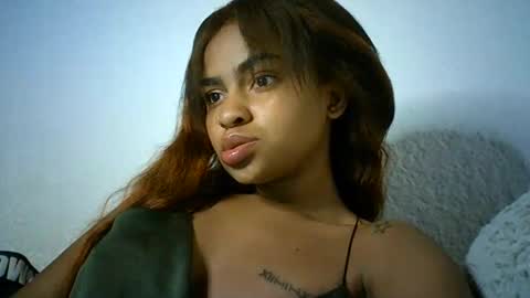 Snapshot of bellabeltra chatting on December 30, 2024, 10:10 am Bella online show from December 30, 2024, 10:10 am