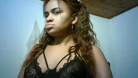 Snapshot of bellabeltra chatting on January 24, 2025, 11:04 am Bella online show from January 24, 2025, 11:04 am