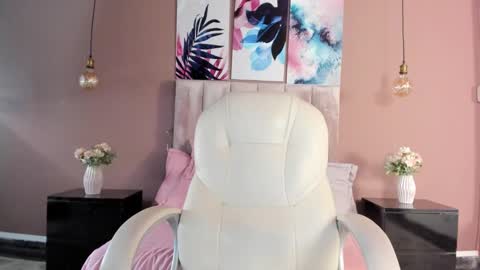 Snapshot of bellaclaiir chatting on February 1, 2025, 8:58 pm Bella Clair online show from February 1, 2025, 8:58 pm