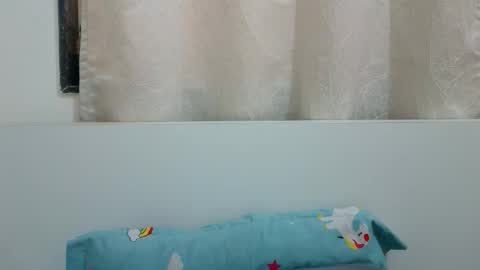 Snapshot of bellacrystall chatting on February 24, 2026, 3:48 am bellacrystall online show from February 24, 2026, 3:48 am