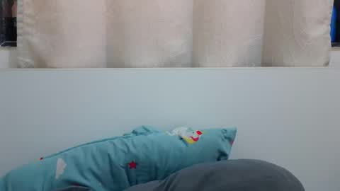 Snapshot of bellacrystall chatting on March 23, 2026, 6:39 am bellacrystall online show from March 23, 2026, 6:39 am