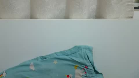 Snapshot of bellacrystall chatting on May 12, 2026, 12:35 pm bellacrystall online show from May 12, 2026, 12:35 pm