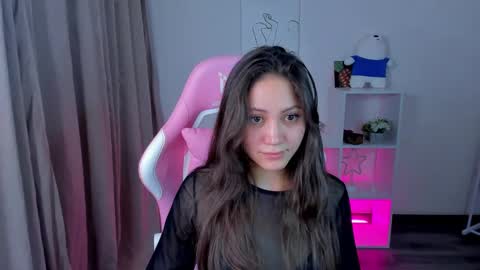 Snapshot of bellalovesss chatting on March 2, 2025, 12:32 pm bellalovesss online show from March 2, 2025, 12:32 pm