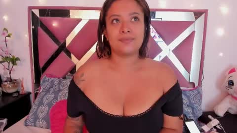 bellalumi online show from May 22, 2026, 2:40 am