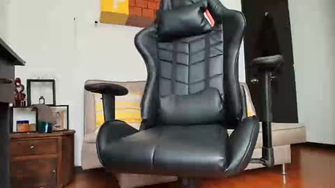 Camille  online show from February 8, 2025, 9:25 pm