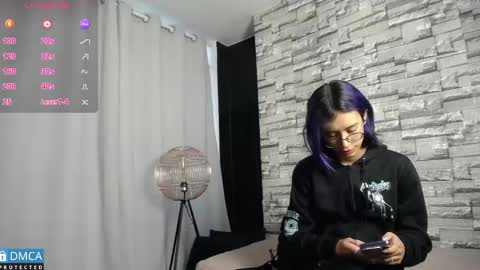 Snapshot of bellaodisea chatting on February 6, 2025, 12:37 pm online show from February 6, 2025, 12:37 pm