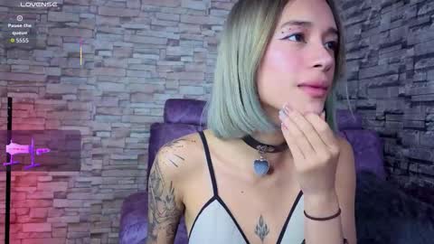   online show from January 7, 2026, 11:29 pm