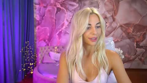 Bella online show from September 21, 2025, 6:04 am