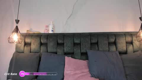 LUCIANA online show from March 22, 2026, 1:47 pm