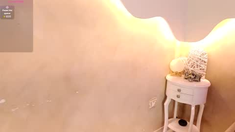 Snapshot of bellarooux chatting on January 6, 2026, 11:58 am bellarooux online show from January 6, 2026, 11:58 am