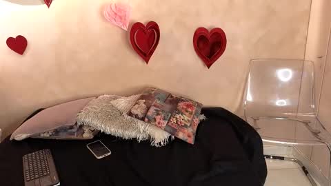 Snapshot of bellarooux chatting on March 3, 2026, 11:49 am bellarooux online show from March 3, 2026, 11:49 am