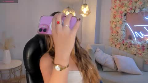 Snapshot of bellarosex1 chatting on February 6, 2026, 5:23 am Bella Rose online show from February 6, 2026, 5:23 am