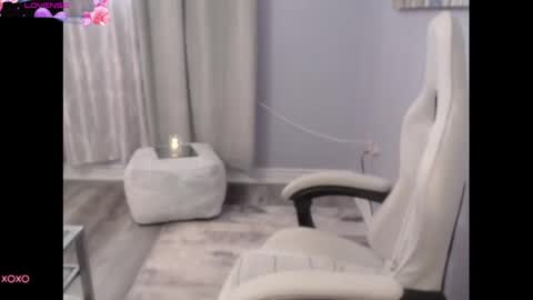 Snapshot of bellastar84 chatting on September 24, 2025, 12:52 pm Starr40 online show from September 24, 2025, 12:52 pm