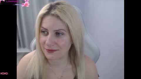 Snapshot of bellastar84 chatting on October 7, 2025, 12:24 pm Starr40 online show from October 7, 2025, 12:24 pm