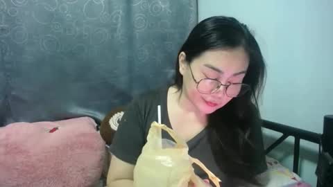 Snapshot of bellbabe chatting on November 18, 2025, 9:03 am Bella online show from November 18, 2025, 9:03 am