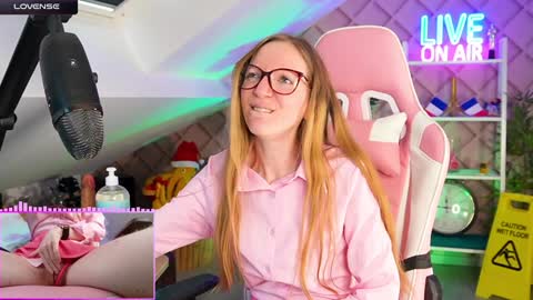 Snapshot of belle_alice chatting on January 6, 2025, 10:46 am Alice online show from January 6, 2025, 10:46 am