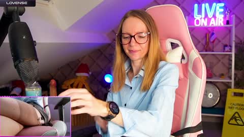 Snapshot of belle_alice chatting on January 29, 2025, 10:48 am Alice online show from January 29, 2025, 10:48 am