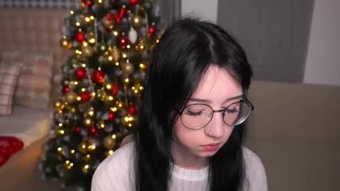 Snapshot of belle_phine chatting on January 8, 2026, 5:21 am Bea online show from January 8, 2026, 5:21 am