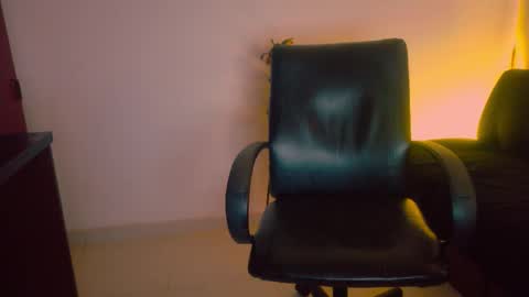 Snapshot of belle_seduction chatting on February 3, 2026, 6:46 pm Loren Morrison online show from February 3, 2026, 6:46 pm