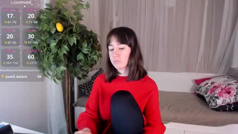 Snapshot of belle_via chatting on March 6, 2025, 4:28 pm Bella online show from March 6, 2025, 4:28 pm