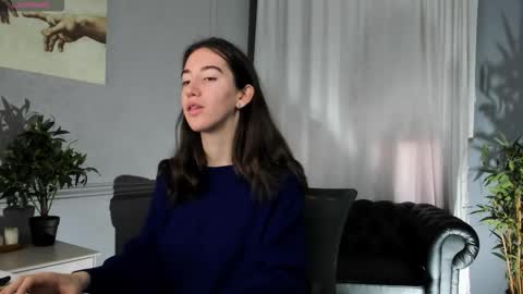 Snapshot of belle_via chatting on September 14, 2025, 5:28 am Bella online show from September 14, 2025, 5:28 am