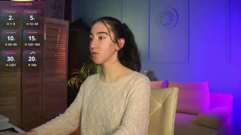 Snapshot of belle_via chatting on October 3, 2025, 4:26 pm Bella online show from October 3, 2025, 4:26 pm