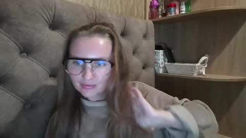 Amelia online show from October 28, 2025, 5:26 pm