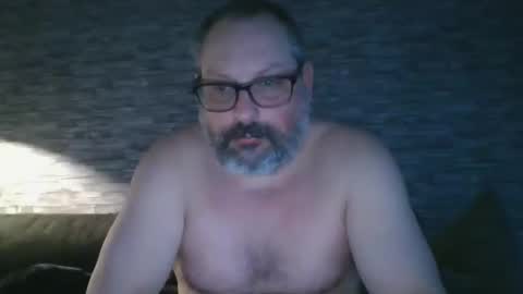 Snapshot of bellequeue19758 chatting on March 9, 2025, 11:03 am bellequeue19758 online show from March 9, 2025, 11:03 am