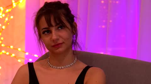 Belle online show from February 5, 2026, 9:08 pm