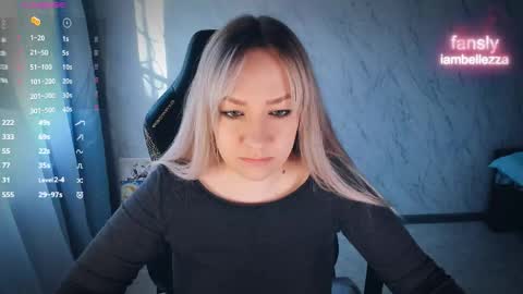 Snapshot of bellezza_ chatting on April 10, 2026, 2:33 pm Your Annabelle Wolf online show from April 10, 2026, 2:33 pm