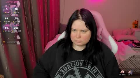 Snapshot of bellybooxo chatting on March 11, 2026, 5:02 am LinaBoo online show from March 11, 2026, 5:02 am