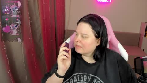 Snapshot of bellybooxo chatting on April 3, 2026, 7:50 am LinaBoo online show from April 3, 2026, 7:50 am